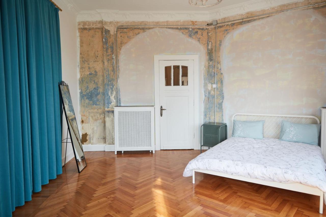 Daire Great View Of Taksim Square, Luxury Furnished On Main Street Of Taksim, Partial Sea View *