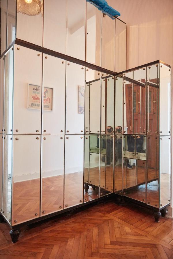 Apartment Great View Of Taksim Square, Luxury Furnished On Main Street Of Taksim, Partial Sea View *