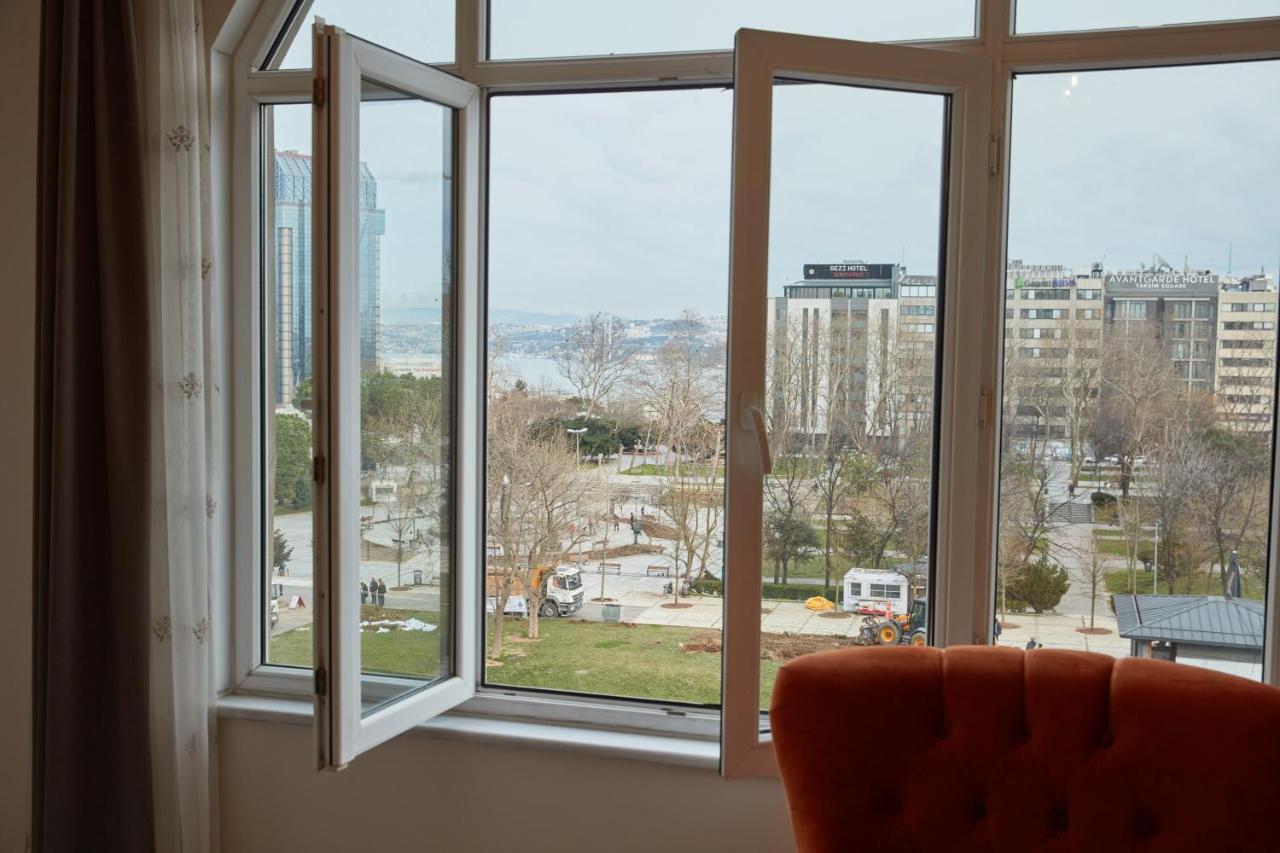 Great View Of Taksim Square, Luxury Furnished On Main Street Of Taksim, Partial Sea View Apartment *