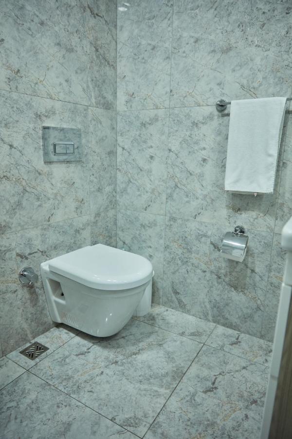 Apartment Great View Of Taksim Square, Luxury Furnished On Main Street Of Taksim, Partial Sea View Istanbul